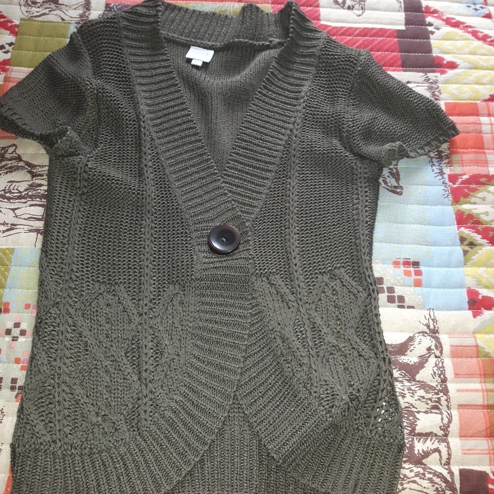 Crocheted Short Sleeve Cardigan